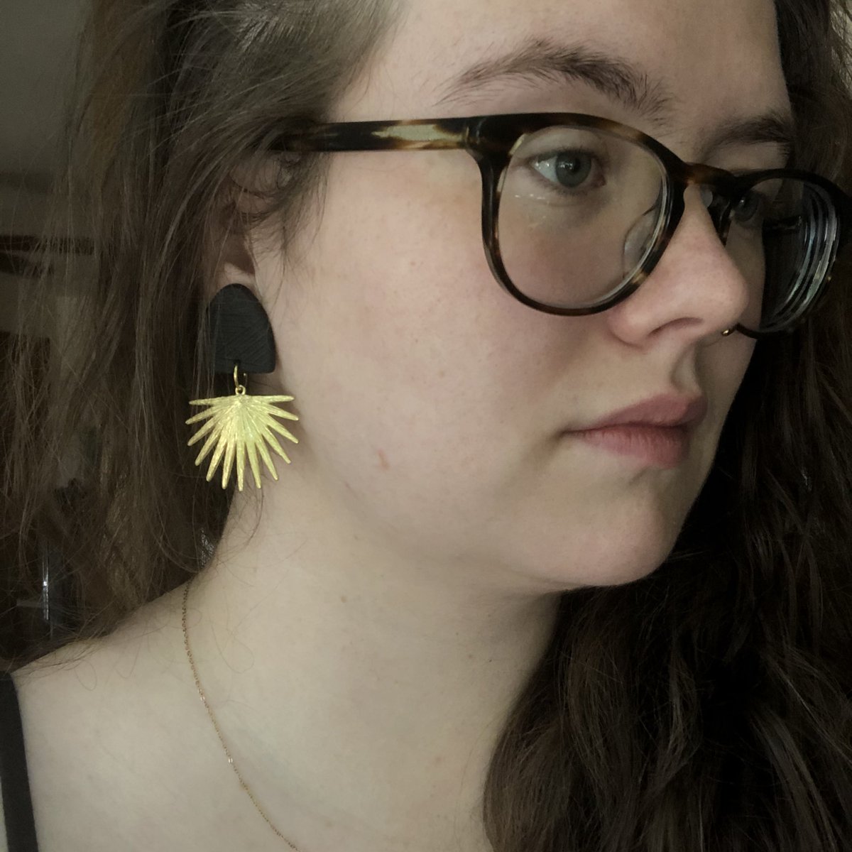 maliavideo's tweet photo. buy beautiful pieces from small Black and PoC owned businesses yโall!!!!!! #goodboy #nuessence #brdesign will link shops in comments iโm so c,: https://t.co/yeEfjrbd7u