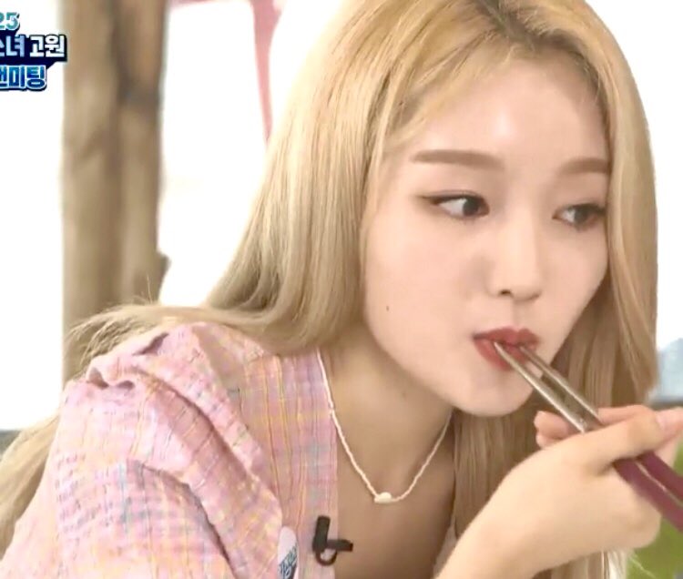 gowpics's tweet photo. the face of a princess https://t.co/wSUJdMnsiY