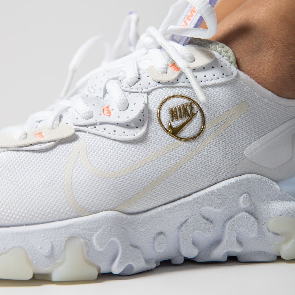 titoloshop's tweet photo. Nike Wmns React Vision "White/Sail/Stone/Atomic Pink"
➡️ https://t.co/ynCo3xJByx
US 5.5 (36) - US 9.5 (41)
style code 🔎 CZ8108-100
#titoloWOMAN
#titoloSHOP
#titolo
#nike
#reactvision https://t.co/LnpUYrEtuV