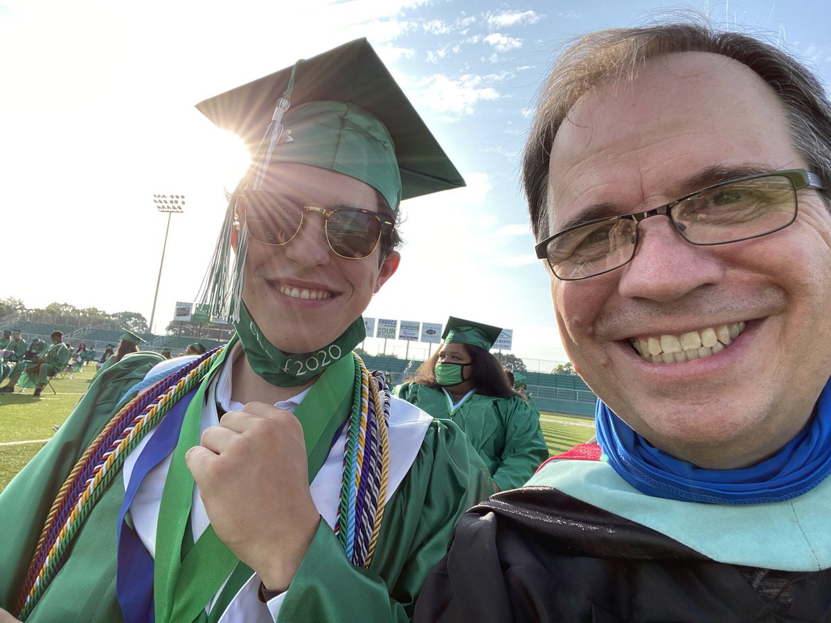 TMacTwo's tweet photo. Happy Graduation Pointers!!! Always remember ... Once A Pointer - Always A Pointer. https://t.co/433kzXfDwE