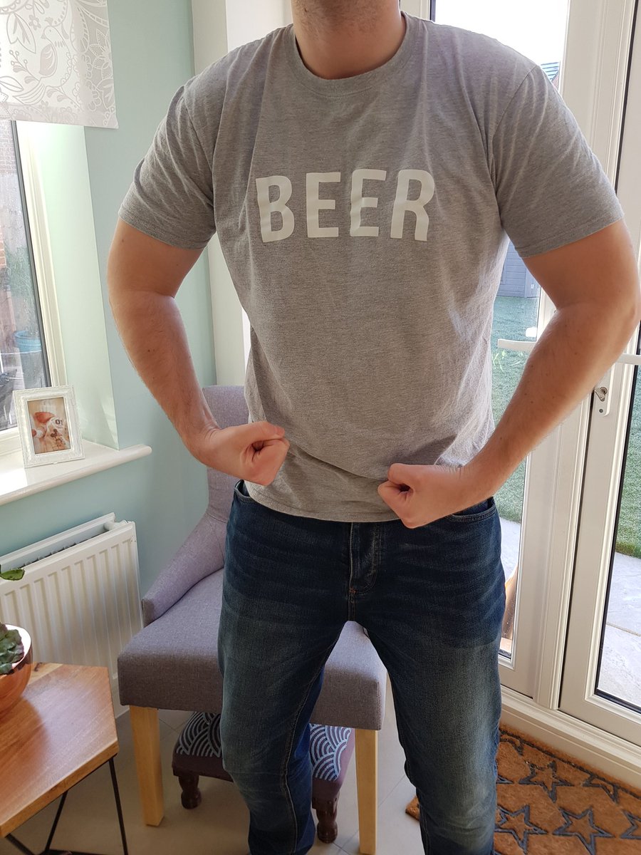 foodteesuk's tweet photo. Its @Beer0Cl0ck people!
Our beer foodtee has limited stock so head over to our #etsyshop shop now!
#beer #foodtees #beeroclock #beers #beerlove #beerstagram https://t.co/VST3qnwtLB