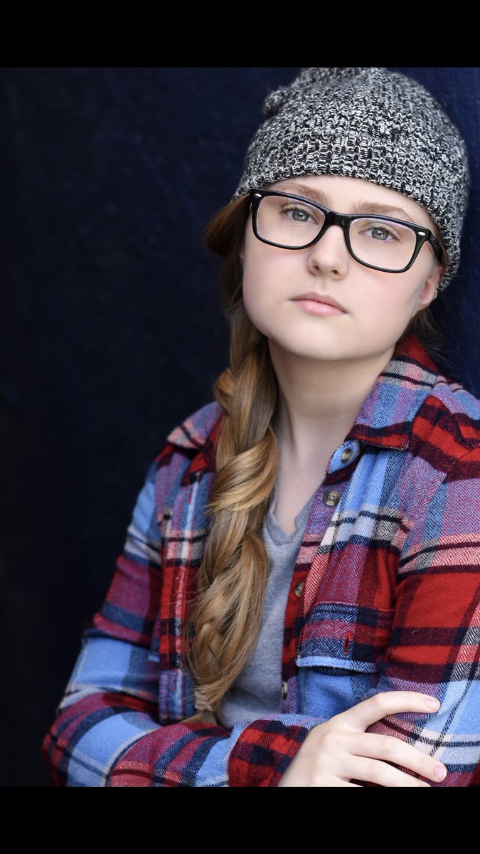 RileySutton8's tweet photo. 🌹#annaritchphotograpy #charactershots #actorslife #photoshoot #atl 
Follow on Instagram https://t.co/QadyLQad4u https://t.co/yHB5qbFApZ