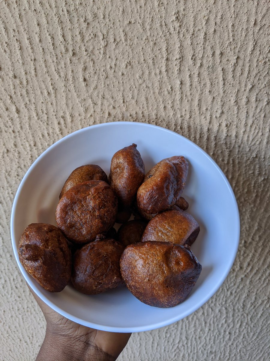 rotimiokungbaye's tweet photo. I haven't really made pastries in quite a while so I decided to make Puff Puff today. 

#TeamPixel #ChefRote https://t.co/kGfkAtTVWZ