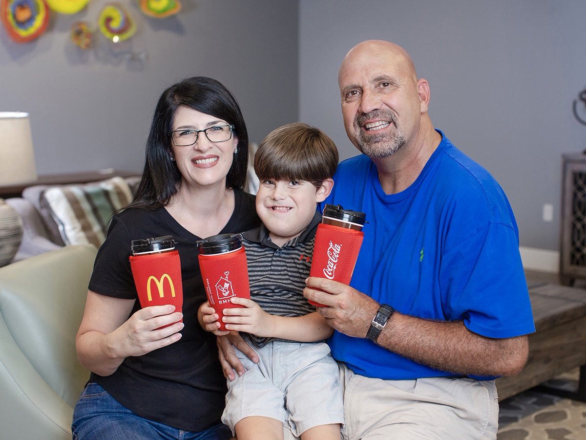 rmhcarnla's tweet photo. Starting today, you can help Ronald McDonald House families like the Lopintos by getting a limited-edition Coca-Cola® Sleeve for Support at your local McDonald’s! It’s a koozie for your cup! Proceeds benefit families at RMHCA. Happy sipping!
-
#sleevesforsupport
#forRMHC https://t.co/W3EwEoYl1C