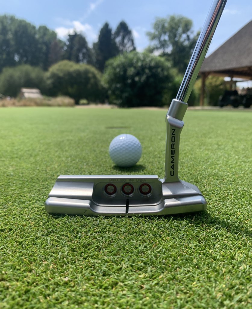 arnaudseriegolf's tweet photo. Introducing my Brand New @ScottyCameron Special Select Newport 2 Putter 🇺🇸 #TeamTitleist https://t.co/kCrso3INkQ
