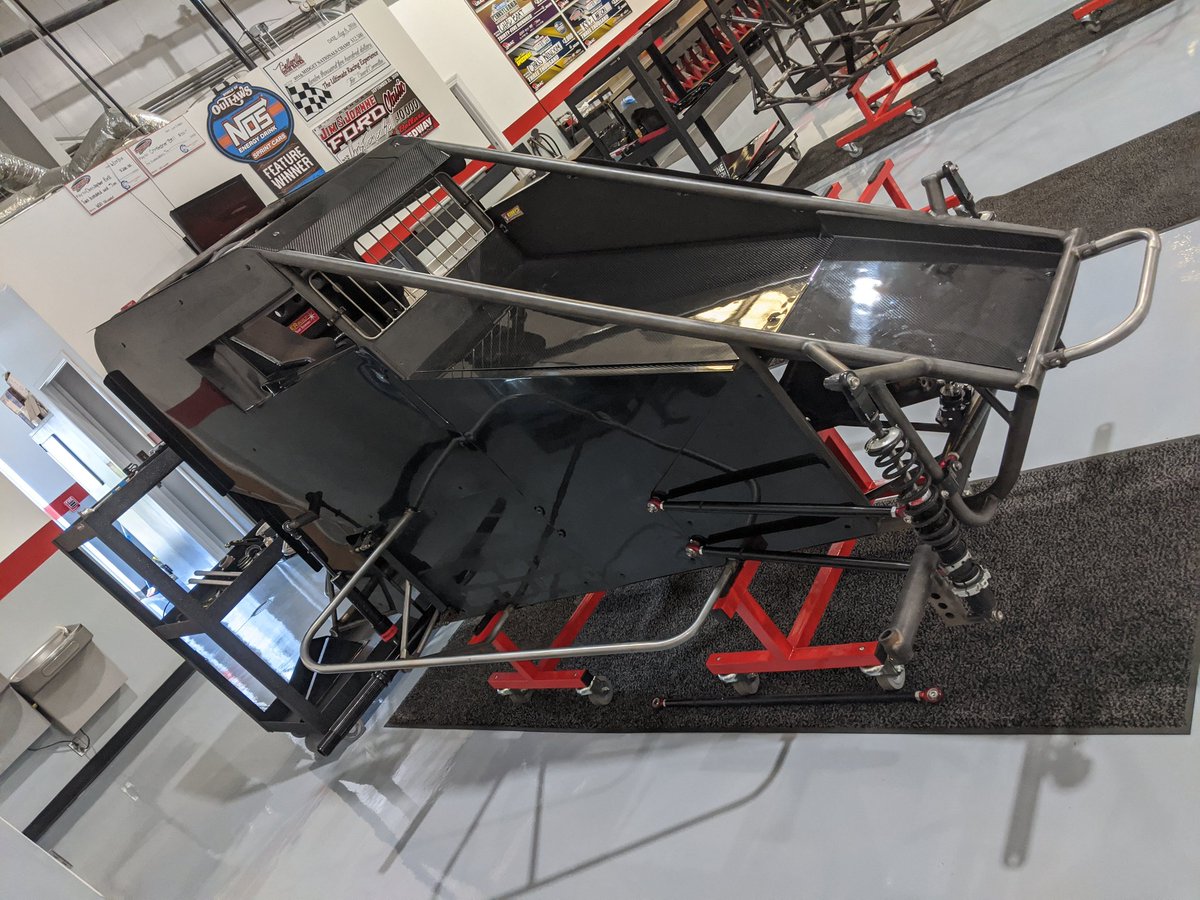 ctr397's tweet image. Spent the morning hanging some fresh @CarbonKenny panels on the 86 or the 84x. Going all reflective. #PAmidgetweek