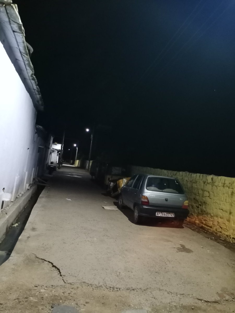 Ward30Tandur's tweet photo. 2 pic Are of before lighting, as it was Received in ward whatsapp Group about lights 
Today spoke to Department and installed new Street lights within a span of 12 Hrs 
Thank you @swapnatatikonda @DeepaNarsimulu @nayeem_affu_official @SabithaindraTRS @DrRanjithReddy @PilotRohith https://t.co/Yjx0sl9G82