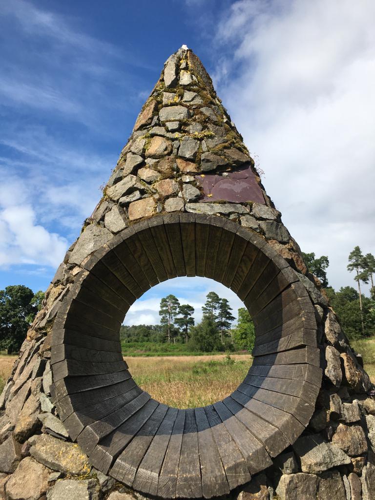 BlairvadachOEC's tweet photo. Good to see a friendly face on a hillwalk today. @MrKings_Class from @ClydePrimary bumped into @BlairvadachStew and @BlairvadachDan.

Fun in the sun #SocialDistancing
#Hillwalk #LangCrags #BV20notCV19 
#ClydePrimaryBV19 https://t.co/Dm74u1PWvz
