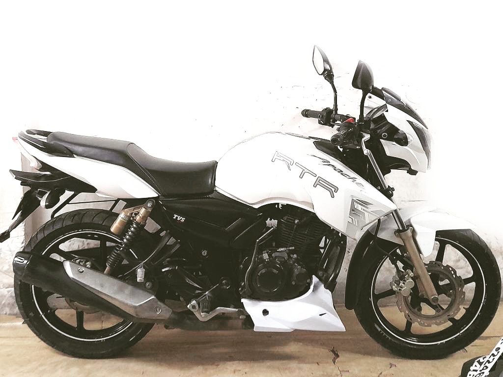 Wheeler48014191's tweet photo. ✅ #Apache_RTR_180
✅ 2016 Model 
✅ First Owner 
✅ 32000 Km Run
✅ Excellent Condition 
✅ For Price &amp; More details,  Please Call or WhatsApp us on 98.356.55.55.3
Address - Kokar, Near Mahamaya Dharm Kaanta, Ranchi, Jharkhand https://t.co/Gsko6qzqzY