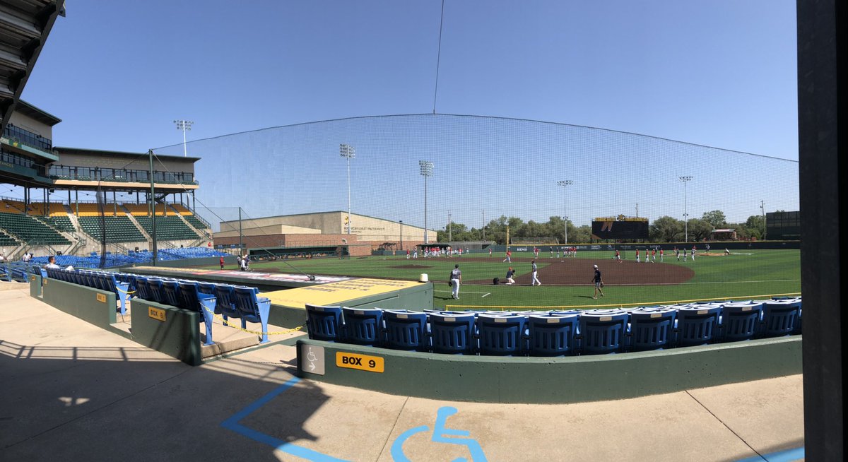kccba2020's tweet photo. Day 2
Pro Style Showcase!
#KCCBA #ALLSTARWEEKEND https://t.co/7sGsQoQM36