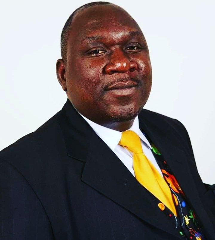 Amisawa_Dem's tweet photo. This just happened to be a breaking news to me that Mr Charles Bukeko a.k.a @papa_shirandula is no more ,
Anyway life is a journey ,a one way ticket
We still give thanks🙏 ,till we meet again
May your soul Rest In Peace 😒😭
#RIP_PAPA https://t.co/DbivzDtL7c