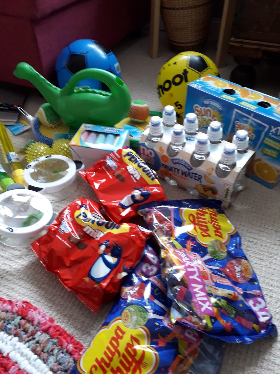 SI_MidlandArden's tweet photo. #Soroptimists It's our annual Day of Action. We are staying connected to our members and our local projects, supporting friends in isolation, FoodBanks, Women's Refuges and local charities. #SoroptimistsConnect @SI_MidlandArden @SIGBI1 https://t.co/NAzArrqOnk