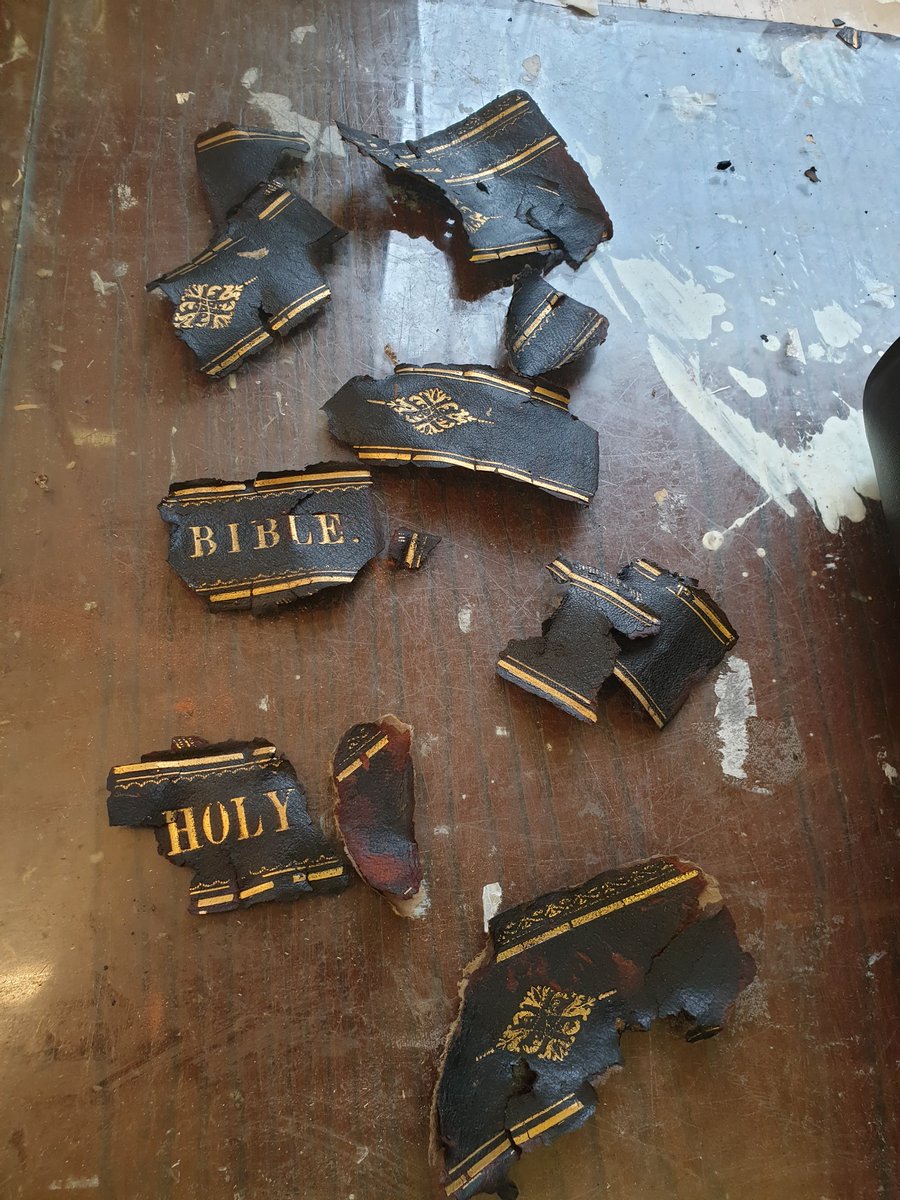 TheBookSurgeon's tweet photo. Not all restorations go to plan unfortunately. Some spine removals compare to stripping wall paper!  So a completely new spine has to made. All gold lettering done by hand. Customer very happy. Precious Books Bound for Life. https://t.co/JTCC9BZILo