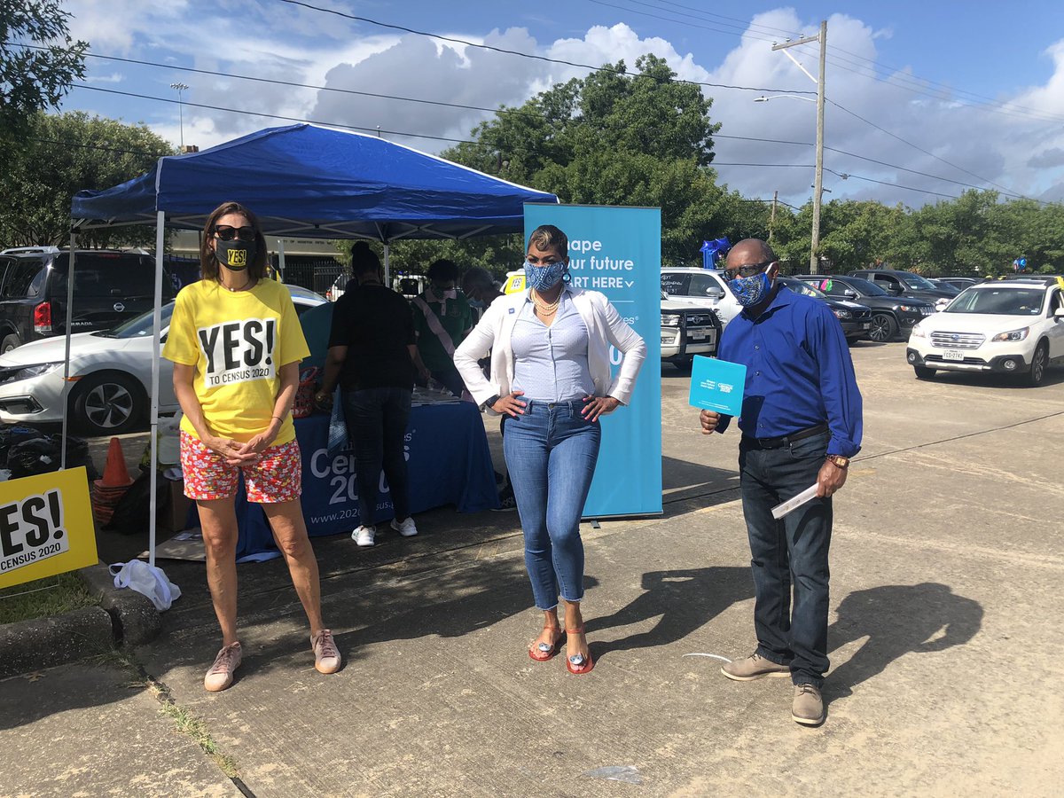 salliealcorn's tweet image. It’s a beautiful day to #CompleteTheCount &amp;amp; fill out your census‼️ I had a great time at the Census Parade in 5th Ward with Mayor @SylvesterTurner making sure #HoustonCounts