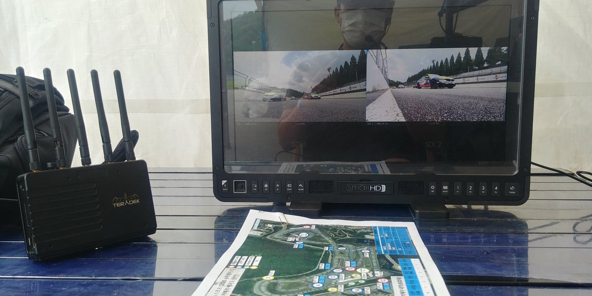 Teradek's tweet image. Bolt 3Ks spotted at the 2020 #SuperRace Championship in South Korea! The team used 3 BOLT 3Ks for the race, 2 for the interview, introduction, starting line, and winner&apos;s ceremony, as well as one for an aerial drone. @SmallHD