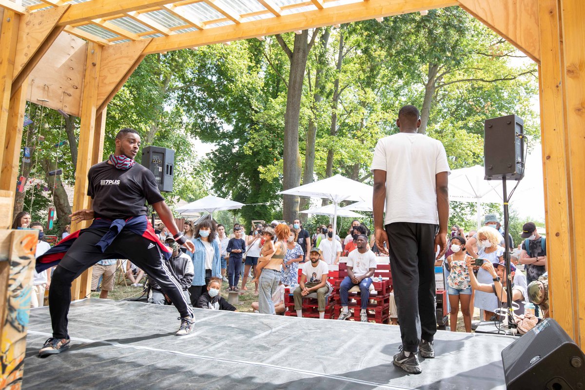 VilledeReims's tweet photo. En famille ou entre amis, La #GuinguetteRémoise vous accueille jusqu’au 20 septembre, avec cette année encore, de nombreuses #animations et #concerts dans une ambiance #estivale et chaleureuse !
-> Toutes les infos : https://t.co/qzE2vhKJpz https://t.co/BmgtoeI2fx