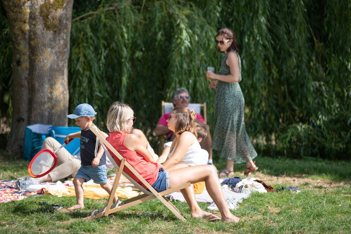 VilledeReims's tweet photo. En famille ou entre amis, La #GuinguetteRémoise vous accueille jusqu’au 20 septembre, avec cette année encore, de nombreuses #animations et #concerts dans une ambiance #estivale et chaleureuse !
-> Toutes les infos : https://t.co/qzE2vhKJpz https://t.co/BmgtoeI2fx