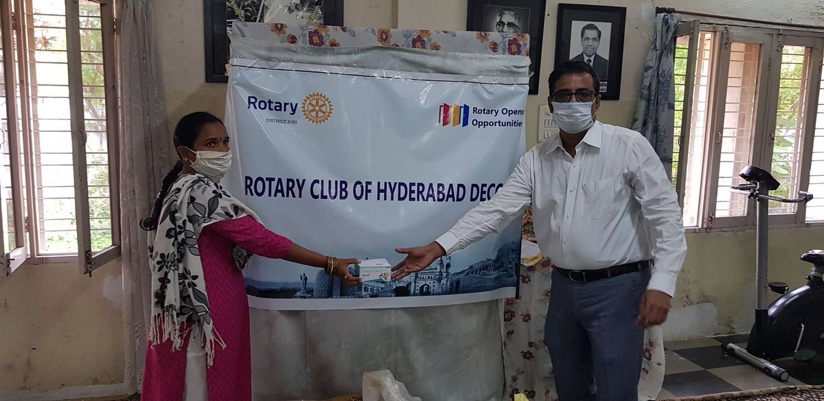 RotaryHydDeccan's tweet photo. Our club first service project was the distribution of essential groceries to Radha Krishna Homes, Hyderabad @RotaryHydDeccan @rajuvvsn3 https://t.co/diDkkwotYO