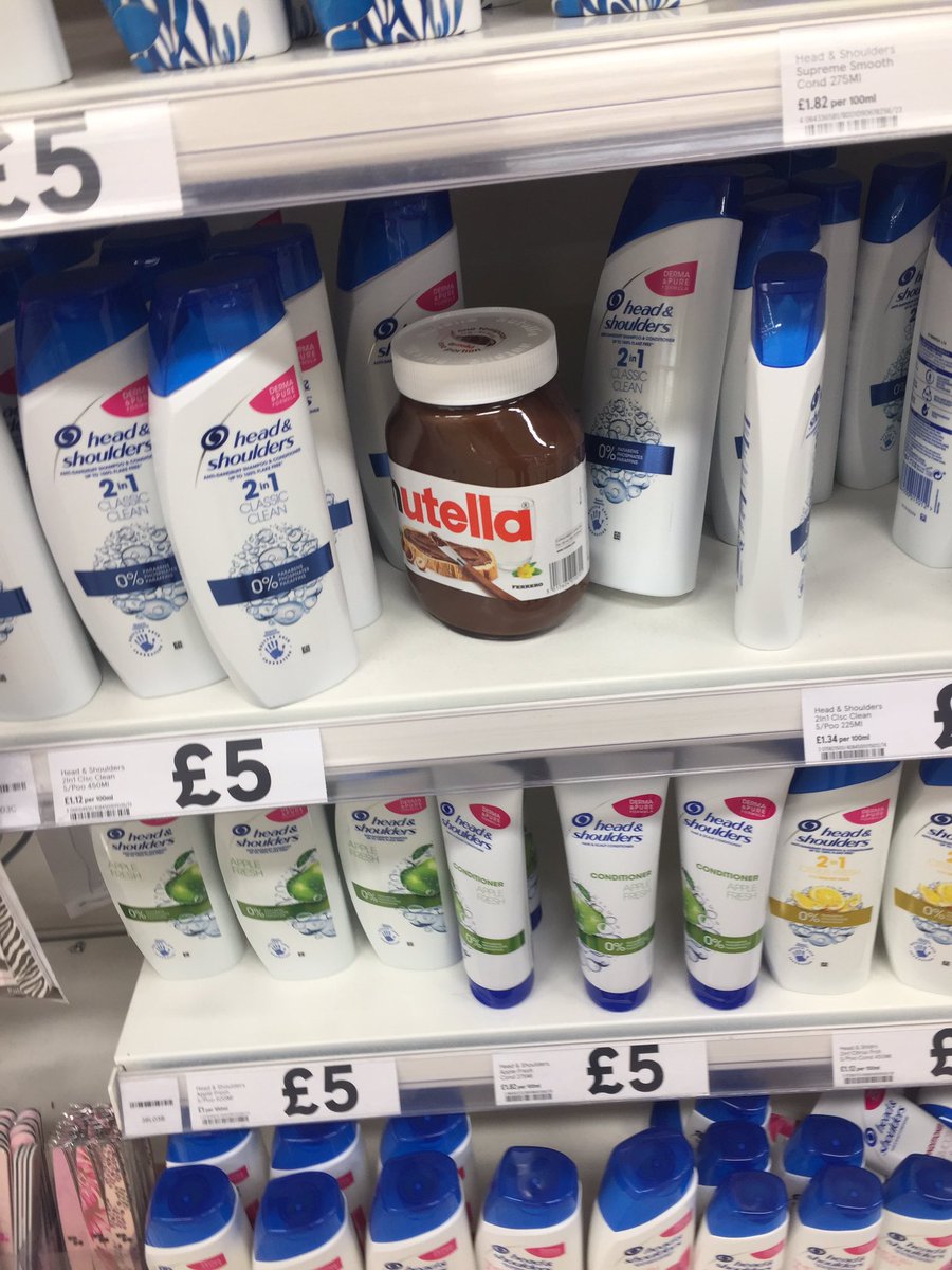 ninibeanieagain's tweet image. Dry/flaky/chocolatey scalp?

#doesitwork #wondercure @NutellaGlobal @HeadandShoul
