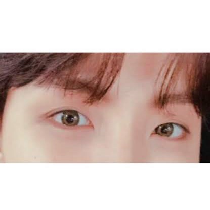 Bangpink holding the entire galaxy in their eyes ; a devastating thread