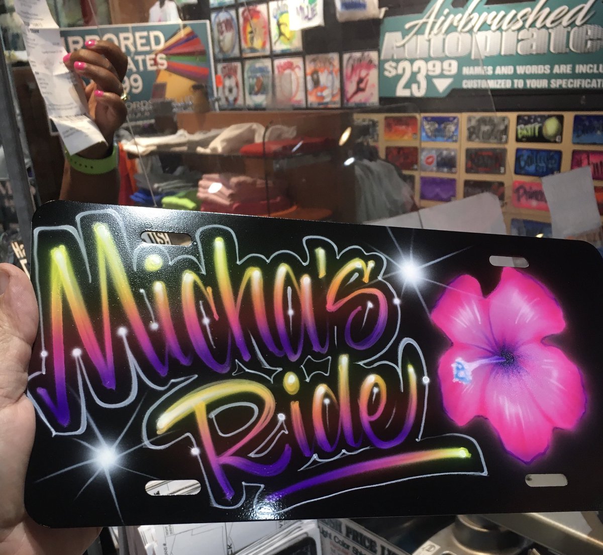 beartrap12's tweet photo. #autotag #airbrush #Nashville  #personalized https://t.co/pVoFTRLhX7