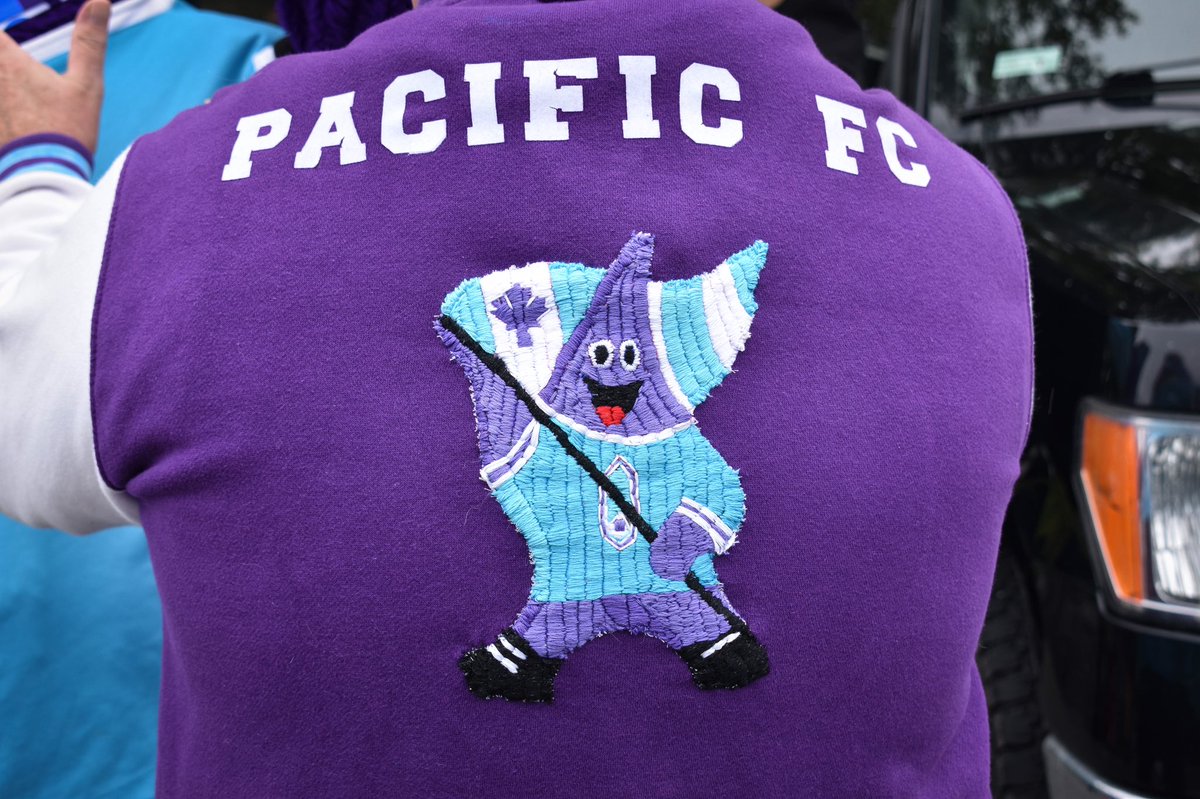 Love this 😄💜
Scale of 1-10 how amazing is this jacket? 

#Stewie #Dusty #BestFans #weekend #yyj #ForTheIsle