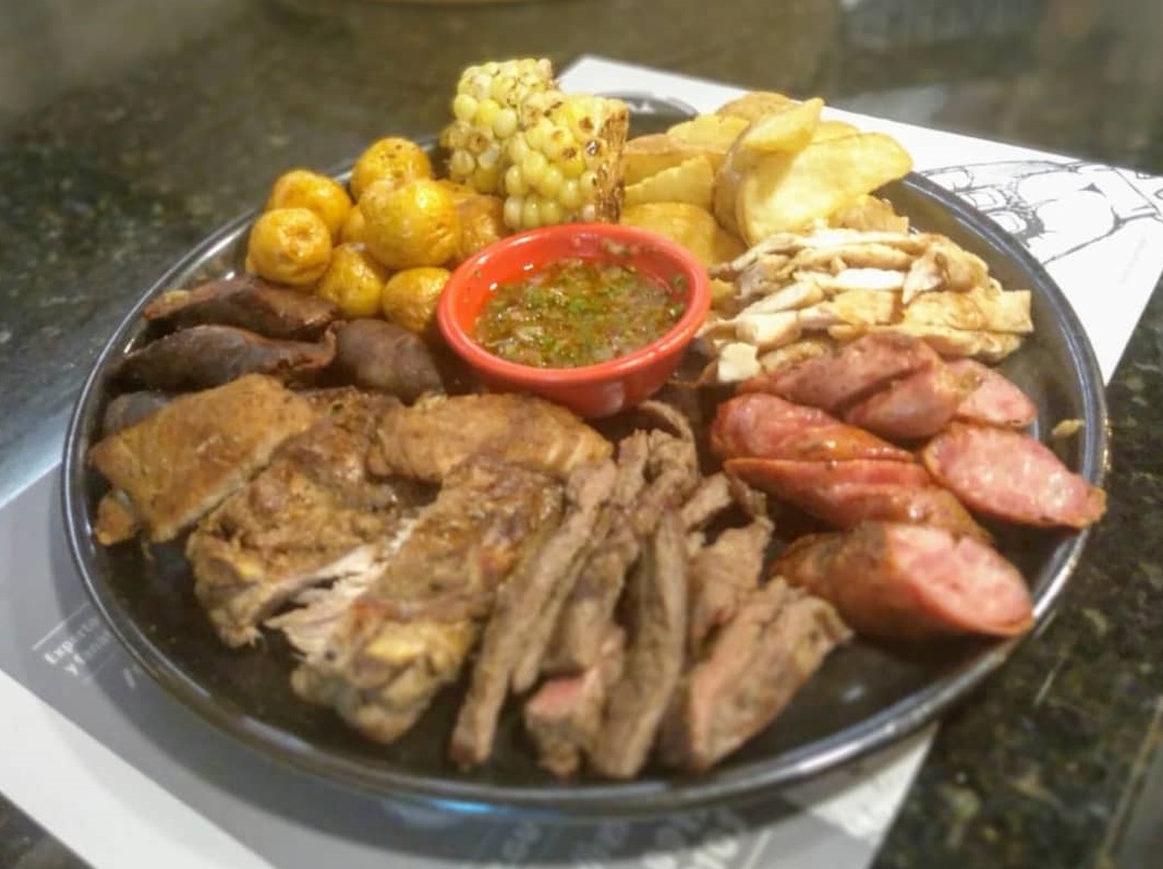 cual_estuplan's tweet photo. En #GutizFood encuentras el sabor #Artesanal que encanta!!!
Increíbles #Picadas
#Filetes #Hamburguesas #HotDogs #Sandwiches #Mazorcadas
#SaborIncomparable
Pide a #Domicilio ☎ 320 9528913 y 320 9530105
Por #Rappi envío #GRATIS https://t.co/nNIauJn7M1