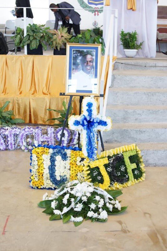 AndrewHolnessJM's tweet photo. Now underway is the Thanksgiving Service for the life of the late Detective Corporal Dane Biggs, who was killed in the line of duty. 
We honour his memory and service to the people of Jamaica. #AForce4Good #StrongerTogether #Batch94

Photo credit: @JamaicaConstab https://t.co/SMGstwHsHH