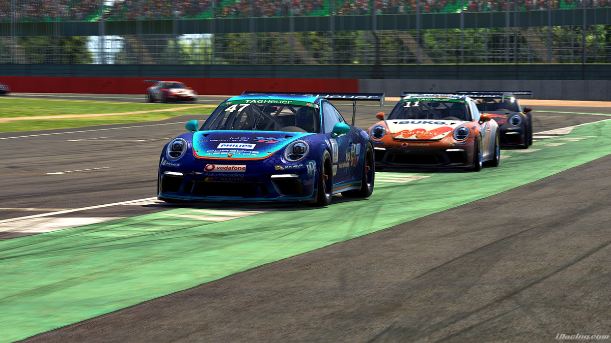 VAMOS!!!! VICTORIA en la <a href="/iRacing/">iRacing</a> #PTHESC. La vida es para momentos como este, megaorgulloso de <a href="/MSIeSports/">MSi eSports</a> y de poder representar a España en una de las competiciones de mayor nivel internacional.

Congrats <a href="/maxbenecke11/">Maximilian Benecke</a> @G2Sebi for the podium, insane pressure from you guys💪