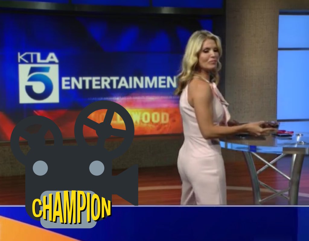 watchertv2000's tweet photo. Who turns her back to the studio camera @DaynaDevon breaks all the rules never turn your backside to the camera 🎥😐😐😐💃🏼🎥💃🏼🎥💃🏼🎥but Dayna has a great 👍 backside #workoutbutt #Fitbutt Amazing #FitBabe #SexyLegs #SexyJumper with a bow 🎁😁😁😁😁@KTLAWeekendAM https://t.co/RZxnAk5TcX