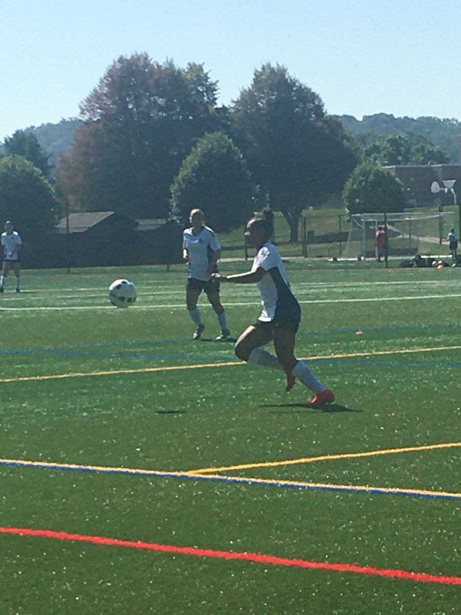 AngHollenbach's tweet photo. The long anticipated wait is over....her first soccer game/tournament since March π₯°β½οΈπ΅βͺοΈβ«οΈ @JustyceH_14
Game #1 was a 5-1 win. This girl was on π₯ She scored all 5 goalsβΌοΈ
#14 #PennFc #SheWasReady #NoDaysOff #WorkingOutWhileOthersAreNot #CantStopHer #SheCameToPlay https://t.co/tAzPcFHkEG