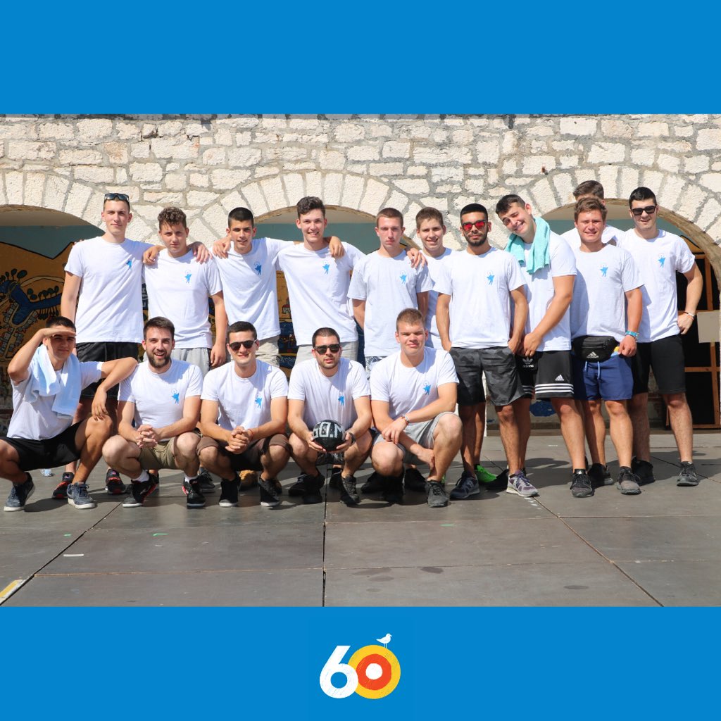 MdfSibenik's tweet photo. [Kičmatrans turnir]

Već treću godinu za redom ekipa iz Kičmatransa 💪🏻 organizira nogometni dan za kraj Festivala 🎉. Ove godine turnir se održao posljednjeg dana Festivala u 16 sati  na trgu Ivana Gorana Kovačića. https://t.co/aSwX8yqG1d