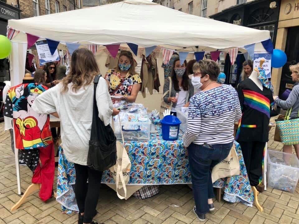 FTLOS_RutLincs's tweet photo. We’re blown away by the help &amp; support of @FTLOS_RutLincs @WithHeadbands volunteers, sewers &amp; the generous support &amp; donations of the #community 

Today we raised £2,526.02 from our #facecoverings stall! 😌

All funds go back into helping #NHS &amp; #heathcare 

THANK YOU SO MUCH💙🌈 https://t.co/HnwXWhjFeS