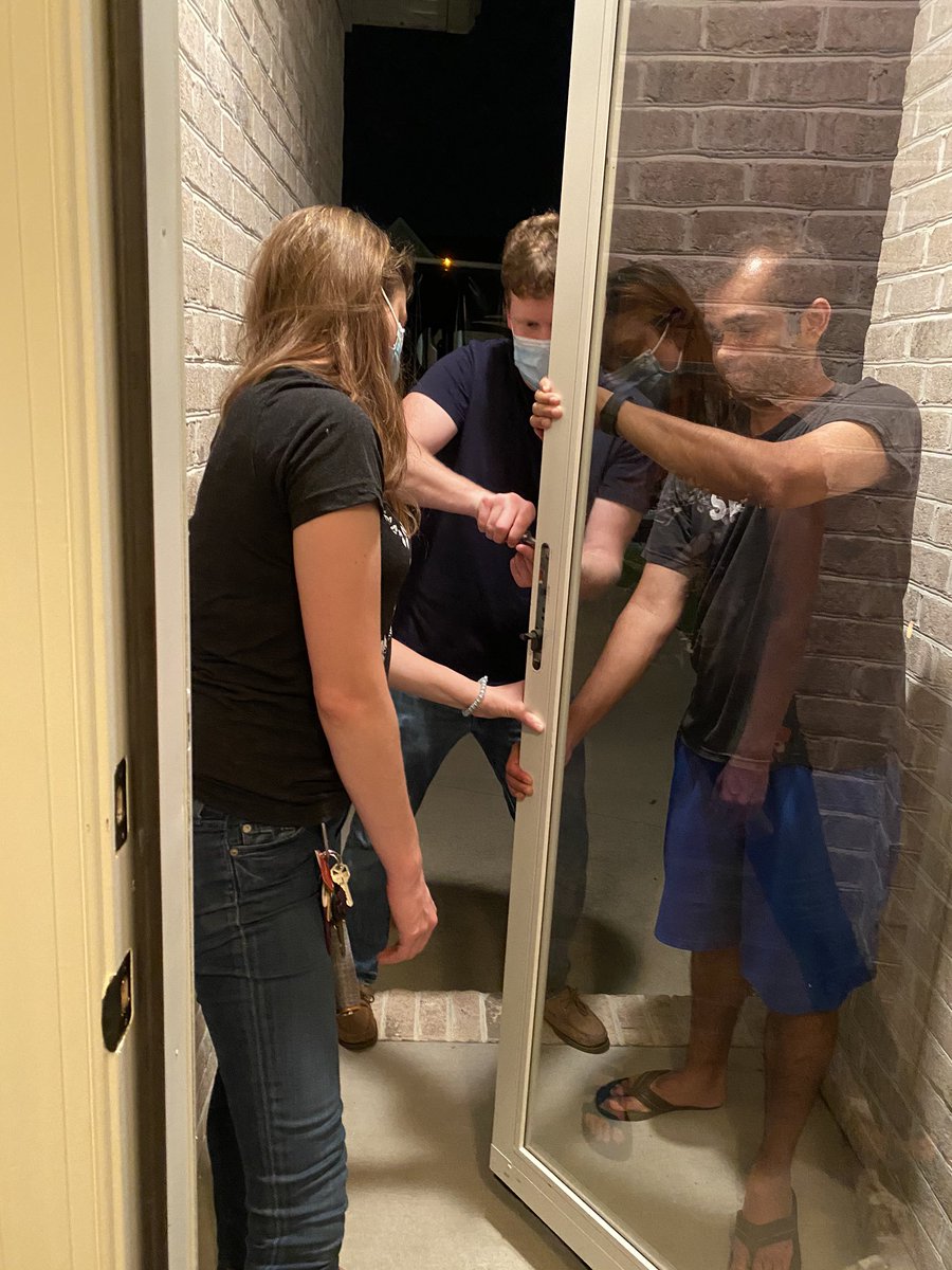 PedSurgMD's tweet photo. Boards cancelled, 14 hr pack and load, and then the front door managed to jam shut around 9 pm yesterday 😑 Thank god for awesome coresidents who managed to macguyver it open #surgerystrong @ECUSurgery https://t.co/ahGPBFjscM
