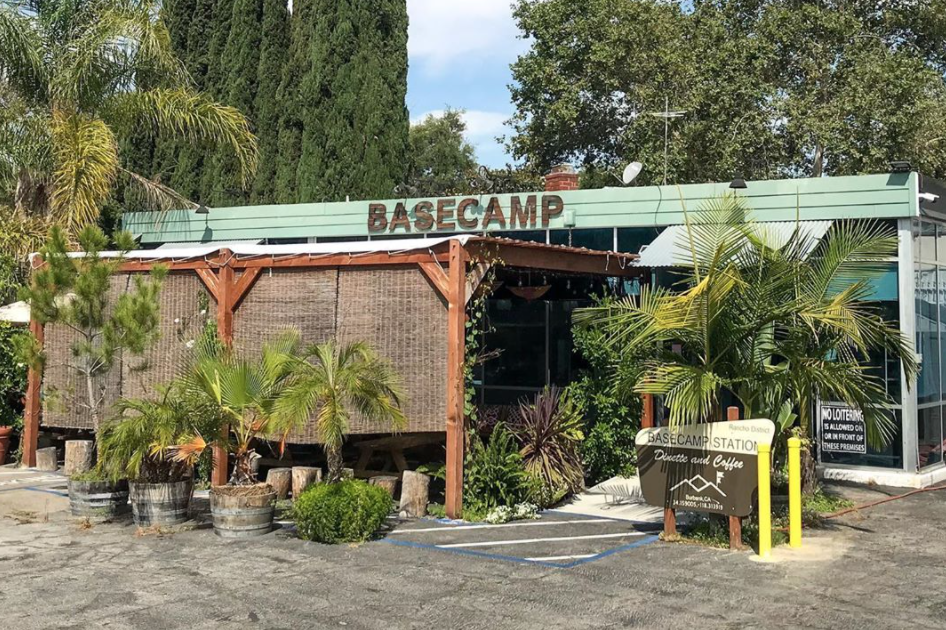 VisitBurbankUSA's tweet photo. Breakfast burritos, avocado toast, acai bowls and so much more is waiting for pickup this weekend at @basecampdinette in Burbank's Media District! #BSupportive https://t.co/qvScpxmIIY