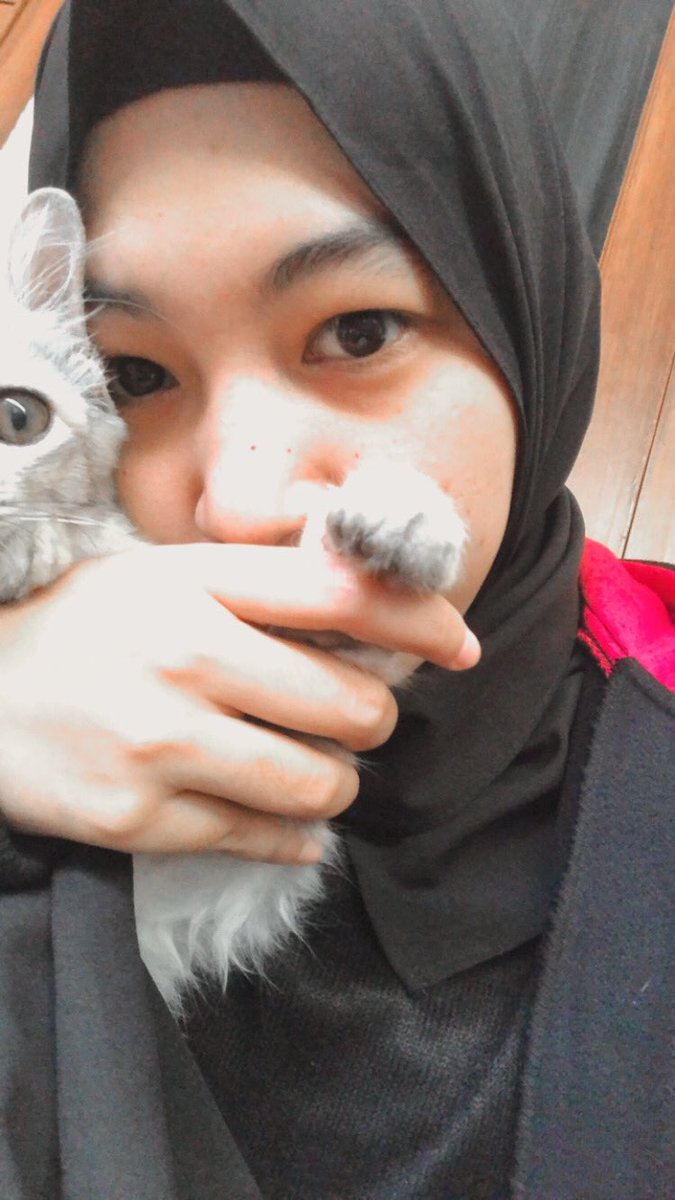 Tahutempeeee's tweet photo. #malamminggu ku https://t.co/Vlh9MBYIFg