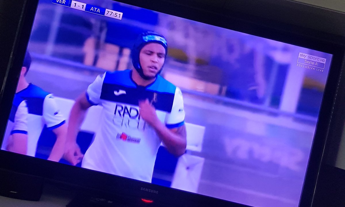 fc_cherubini's tweet photo. L'Atalanta inserisce il centro boa, Muriel, che si divora subito un gol. Magnifico.
#VeronaAtalanta #SerieA #ditesta https://t.co/oHxCJ66fQo