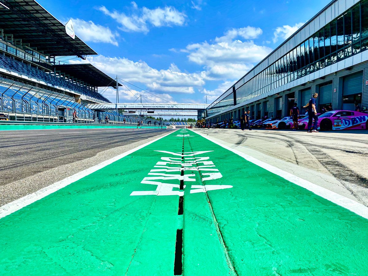 MMosport's tweet photo. #TestLausitzring #BWT #MückeMotorsport #ADACGTMasters #ADACFormel4 #AudiSport #Tatuus https://t.co/Os4jNZNIFj