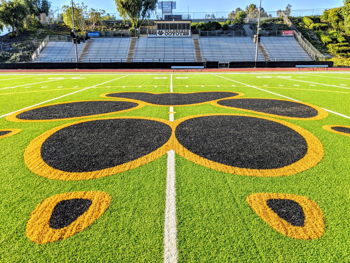 dstepenosky's tweet photo. We got this but it'll take a total team effort. Please wear those masks, maintain distance, follow health guidelines so that we keep our friends &amp; family safe AND so we can get our students &amp; staff back on our @LVUSD campuses! @latsondheimer @howardblume @CalabasasHS @Agoura_high https://t.co/TCtOtOuX6v