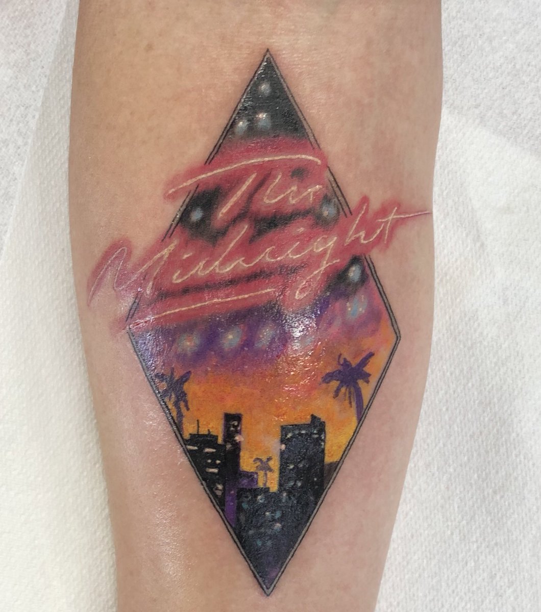 itsrestyle's tweet photo. So I’ve gone and done a thing....@TheMidnightLA 😄 https://t.co/07I2RWhhFm