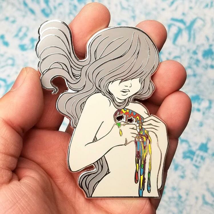 TheCamillaStore's tweet photo. Beyond the Rainbow ๐ is a brand new, limited edition pin coming to the SDCC online con! This giant is over 3 inches tall and there are only 50 available!! ๐ฎ 9amPST on July 21st onย https://t.co/14pzJ87TKBย These lovely ladies are only $35US #pinenvy #sdcconline #comicconathome https://t.co/BcWnOtGC0n