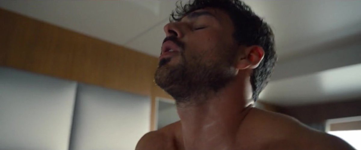 $ (@nudescat) on Twitter photo 