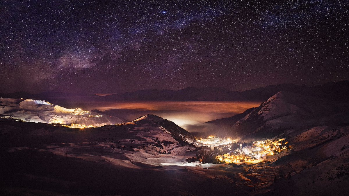 ErnaLow Ski Holidays tweet media