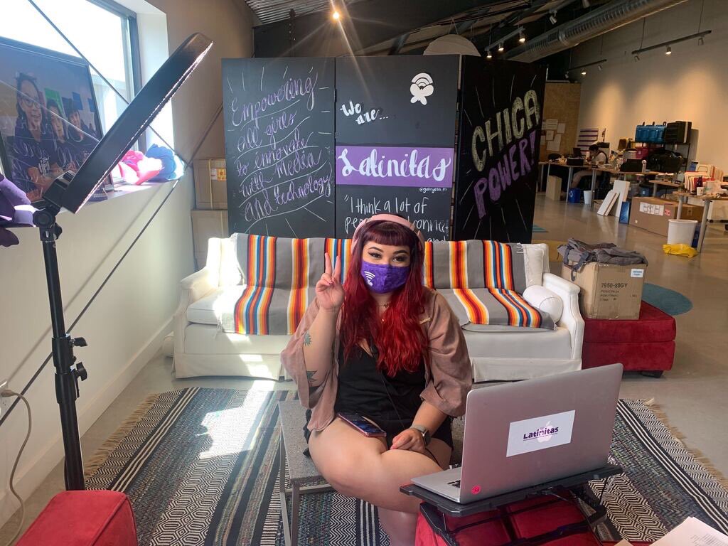 Latinitas's tweet photo. Our familia #BehindtheScenes is hard at work making sure #FutureChica is a success! We love seeing our girls and hearing our awesome speakers💜 #TheFutureIsChica! https://t.co/2rzzW51pPE