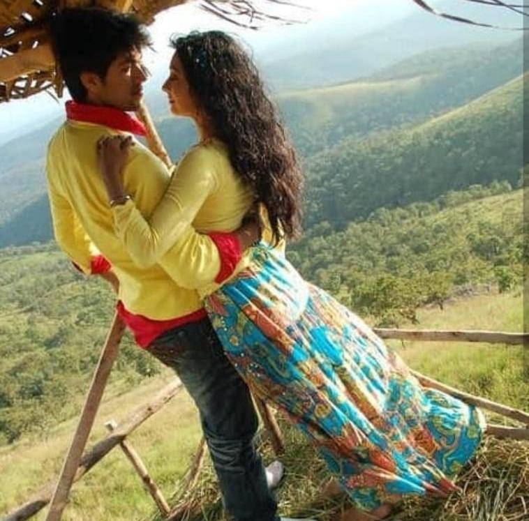 MGow16's tweet photo. All Tym Favourite Pair For Me❤

From #MogginaManasu  to #SSF

One's Again Happy 12th Year Filmy Journey Anniversary Both of You @TheNameIsYash and #ರಾಧೆ 

#12DiligentYearsOfYASHBOSS 

Damn Waiting For #KGFChapter2 bfdxhjj 🔥🔥🔥🔥 https://t.co/A6jbzL5x0T