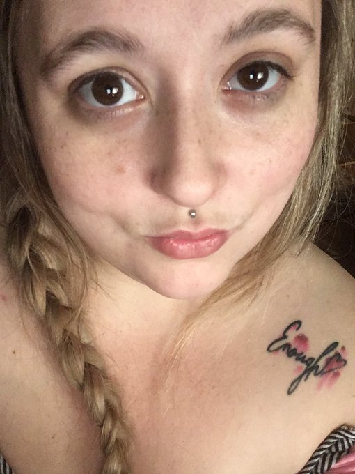 Might get cute later and take some new pics , finally day off from the daytime job . I dream of days<a href="/tag/mvsales"class="tags"><span>#mvsales</span></a>