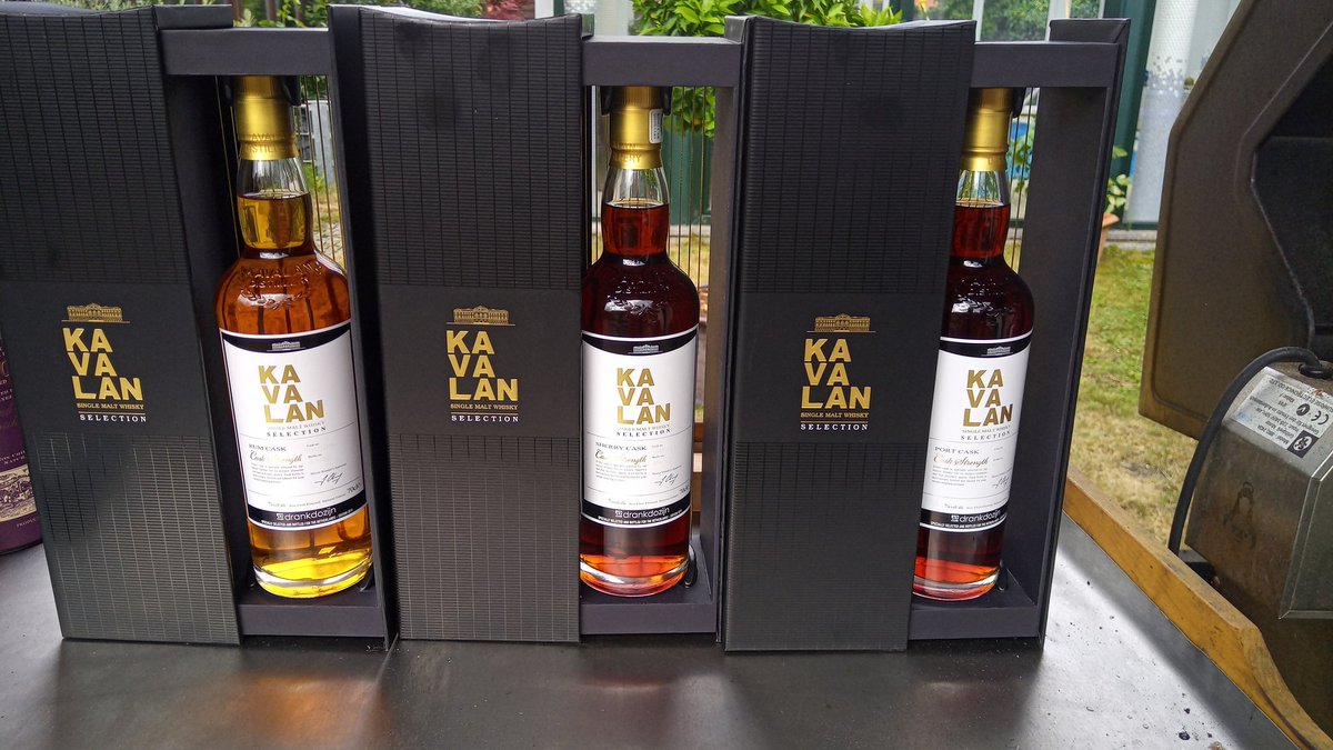 lovesinglecask's tweet photo. New delivery @KavalanWhisky from nl only the vino is missing https://t.co/NxzNBRTjAv