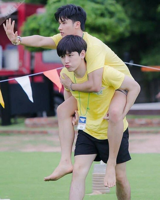 Ryeosarang's tweet photo. I've only grown to love you both more and more
🌞💕💙🗿
@Tawan_V @new_thitipoom 

#HappyPolca2ndYear💙💕
💙💙💙💙💙💙💙💙

#Tawan_V 💙 #Newwiee 💕
#โพก้า 💙 #เตนิว 💕
#TayNew 💙 #Polca 💕
#ชาวบ้าน💙 #ฮันนี่ 💕
#OncePolcaAlwaysPolca 💕💙
#ActuallyMissingYou 💕💙
#เตนิวSTAYNEW 💕💙 https://t.co/CmrCpEMCu9