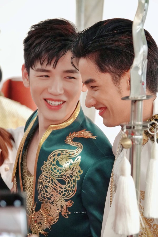 Ryeosarang's tweet photo. I've only grown to love you both more and more
🌞💕💙🗿
@Tawan_V @new_thitipoom 

#HappyPolca2ndYear💙💕
💙💙💙💙💙💙💙💙

#Tawan_V 💙 #Newwiee 💕
#โพก้า 💙 #เตนิว 💕
#TayNew 💙 #Polca 💕
#ชาวบ้าน💙 #ฮันนี่ 💕
#OncePolcaAlwaysPolca 💕💙
#ActuallyMissingYou 💕💙
#เตนิวSTAYNEW 💕💙 https://t.co/CmrCpEMCu9