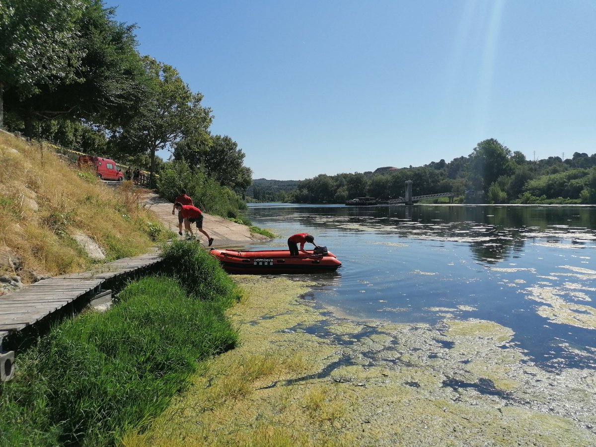 Summer campaign of macrophyte habitat characterization, with the collaboration of <a href="/grae_bombers/">Bombers GRAE</a>